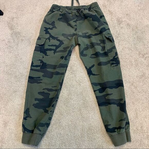 ARITZIA TNA Twin Falls camo cargo jogger pants size XS - Picture 5 of 15